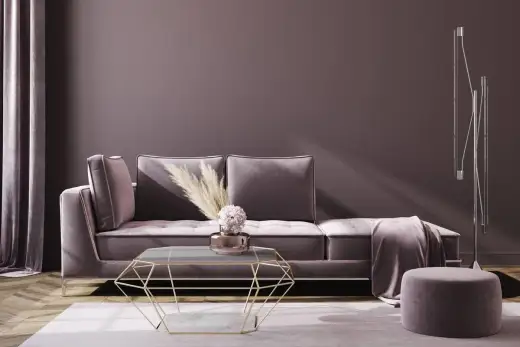 Mauve als Wandfarbe kombinieren und richtig einsetzen